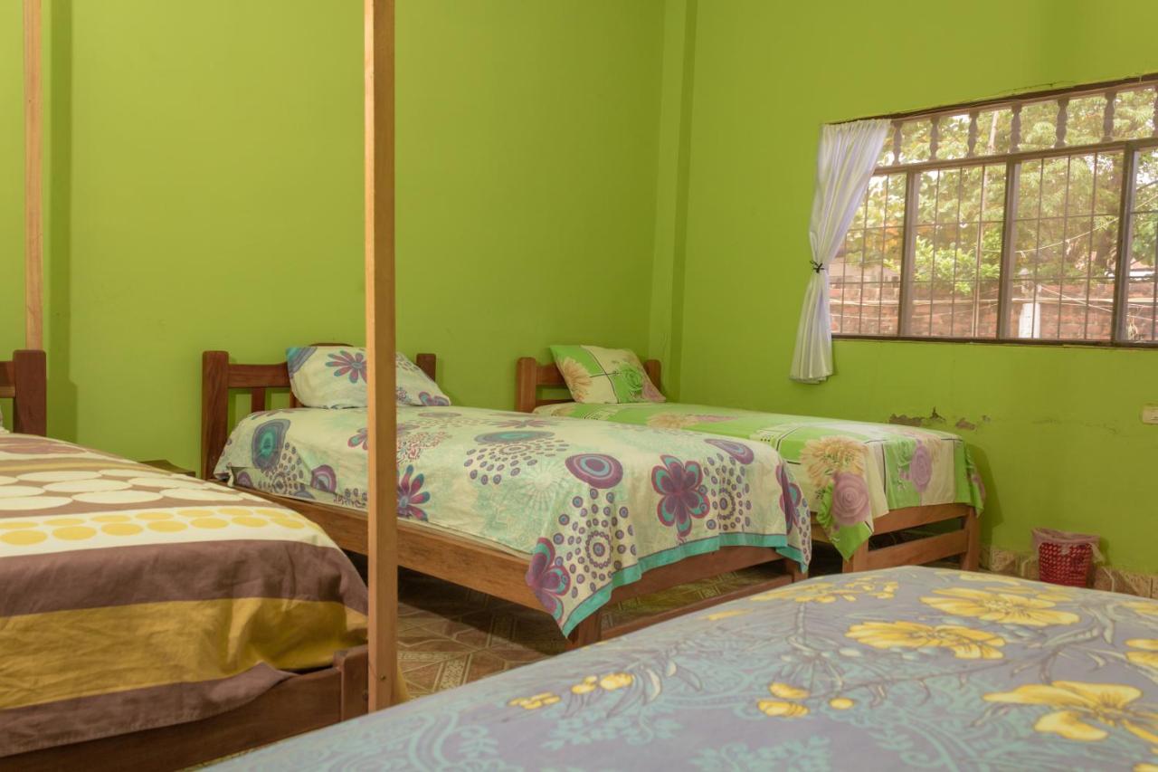 Perezoso Hostel Rurrenabaque Exteriör bild